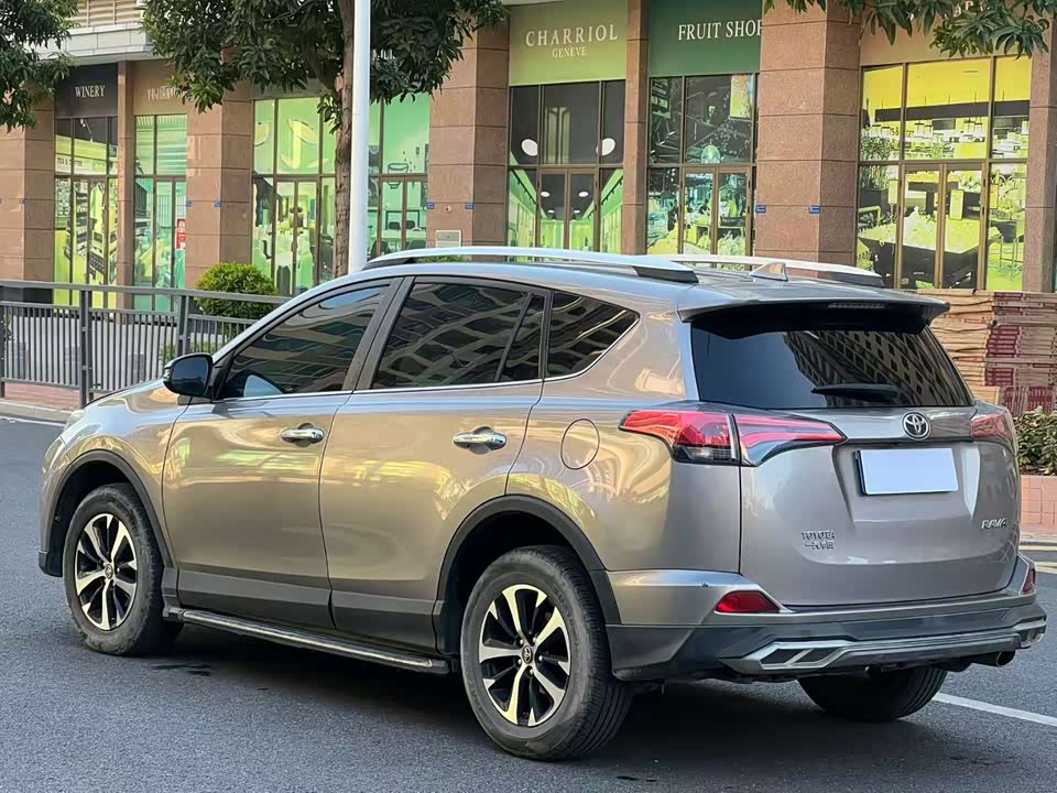 Toyota RAV4 Rongfang