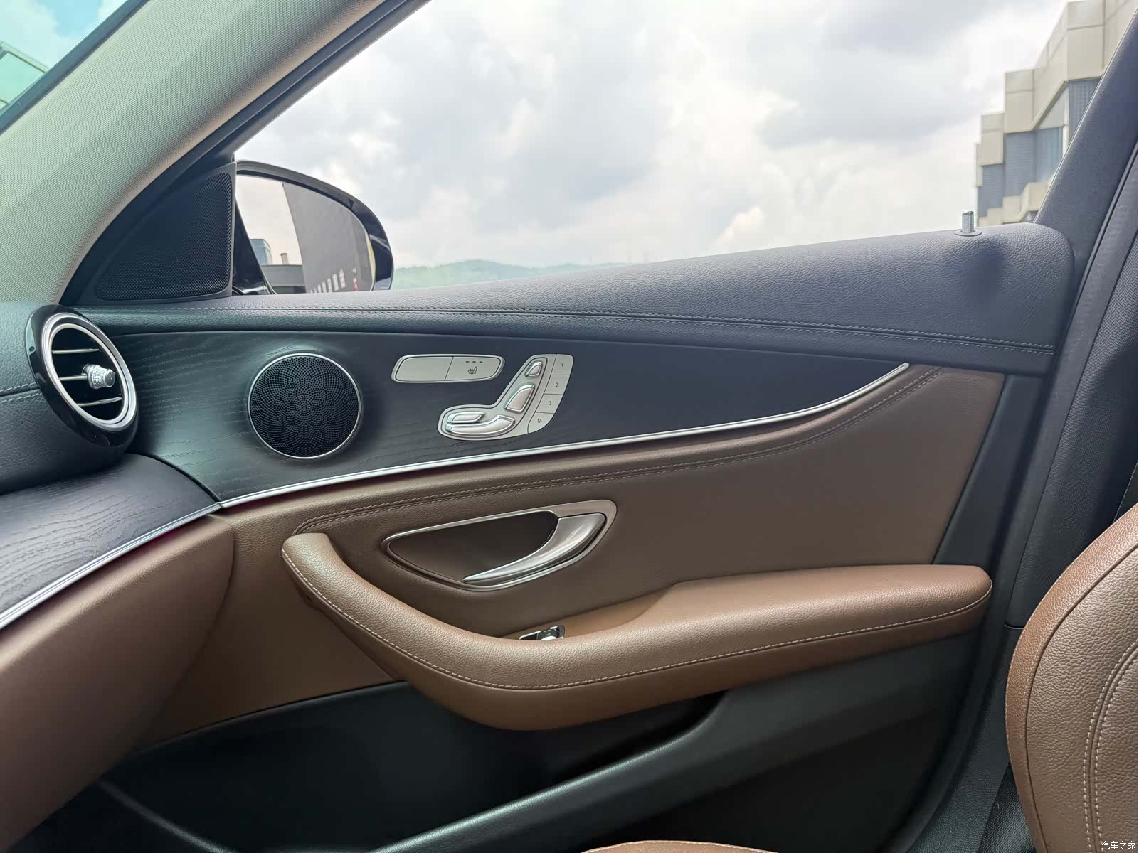 Mercedes-Benz E-Class, 2018 28