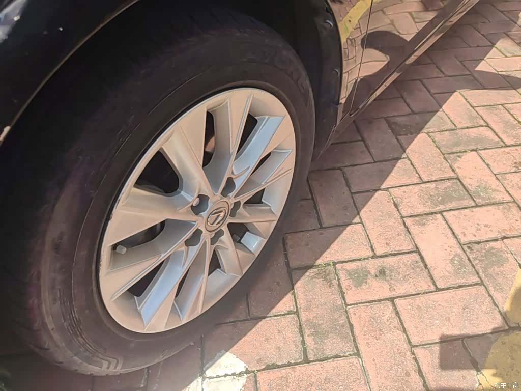 Lexus ES, 2014 25