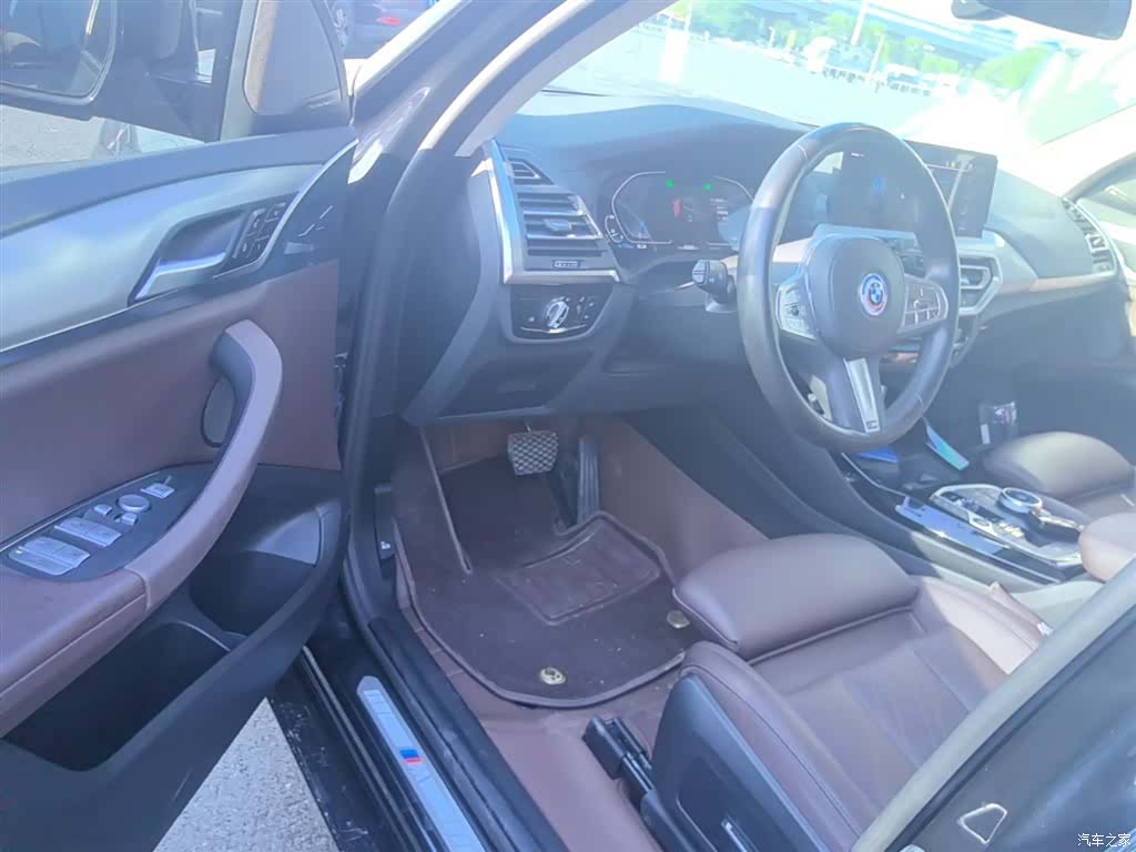 BMW iX3, 2024 16