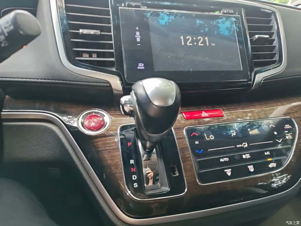 Honda Odyssey, 2016 14