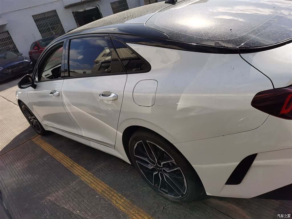 Kia K5, 2022 все фото