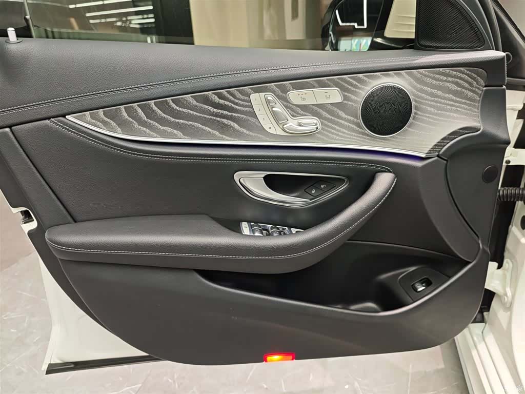 Mercedes-Benz E-Class, 2021 все фото