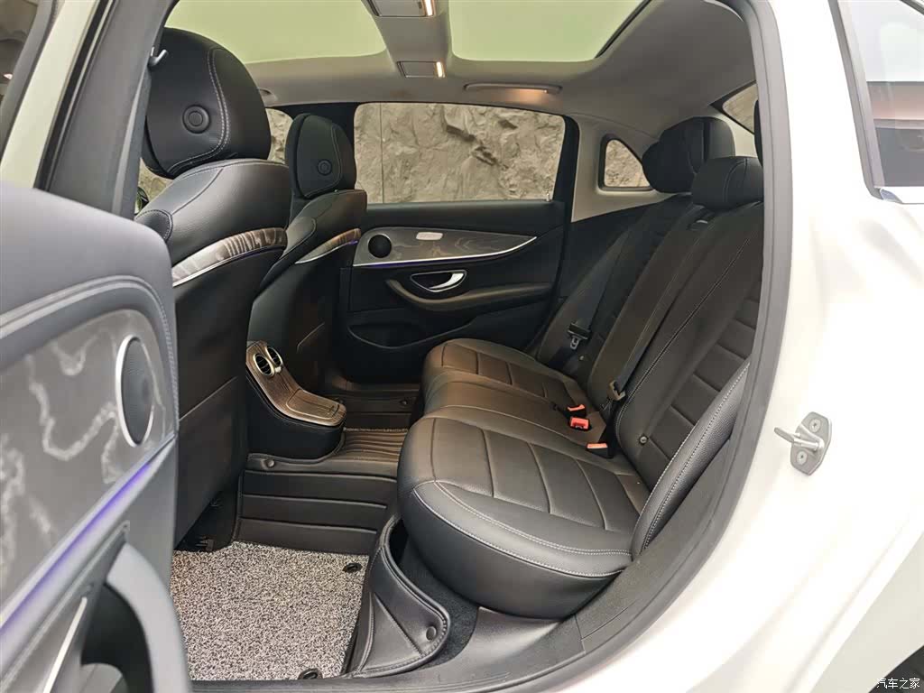 Mercedes-Benz E-Class, 2021 9