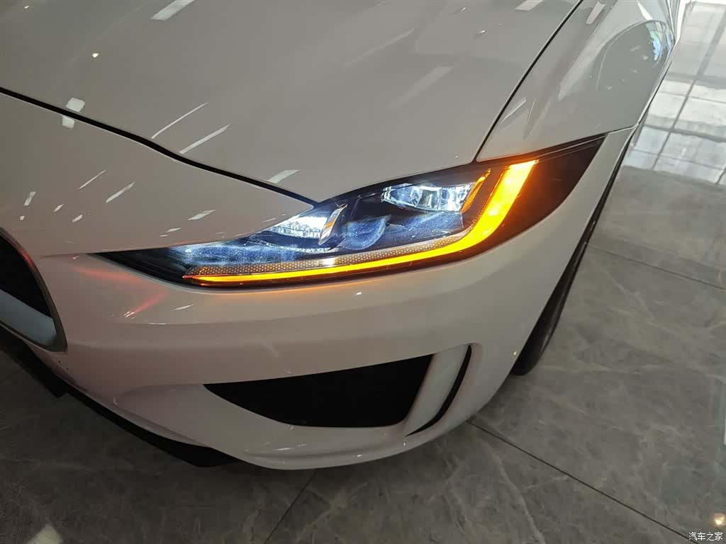 Land Rover XEL, 2024 15