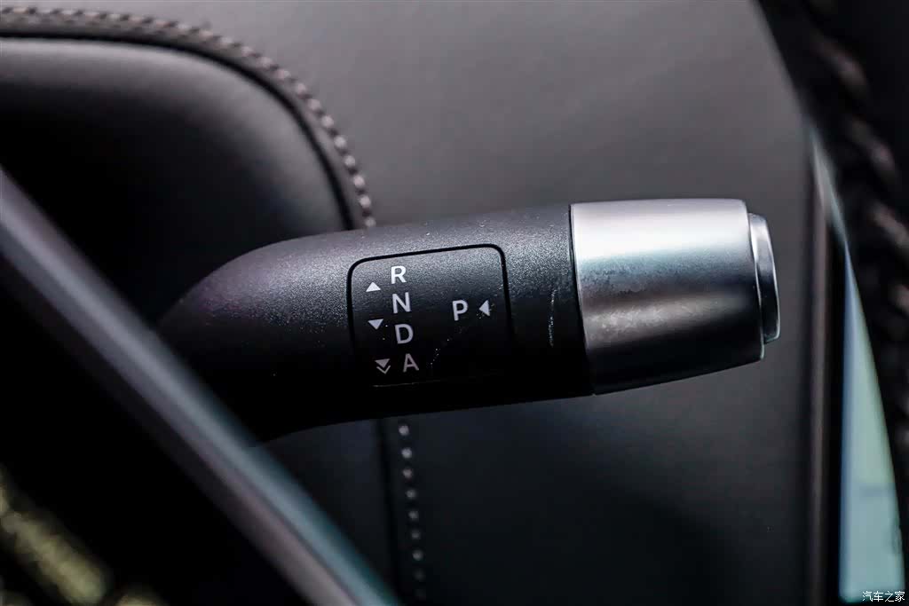 Li Auto L9, 2025 23