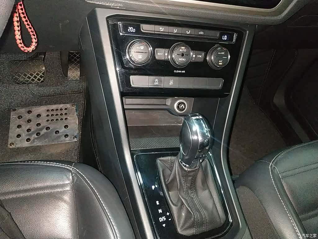 Volkswagen L, 2016 14