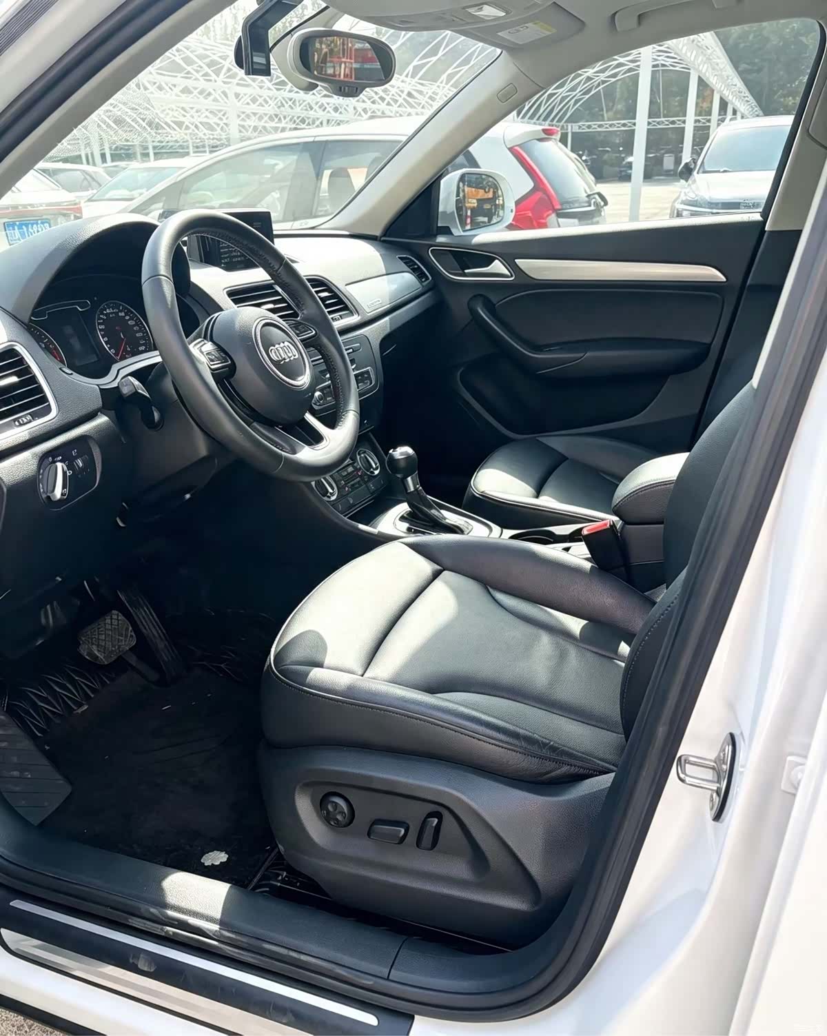 Audi Q3, 2016 все фото
