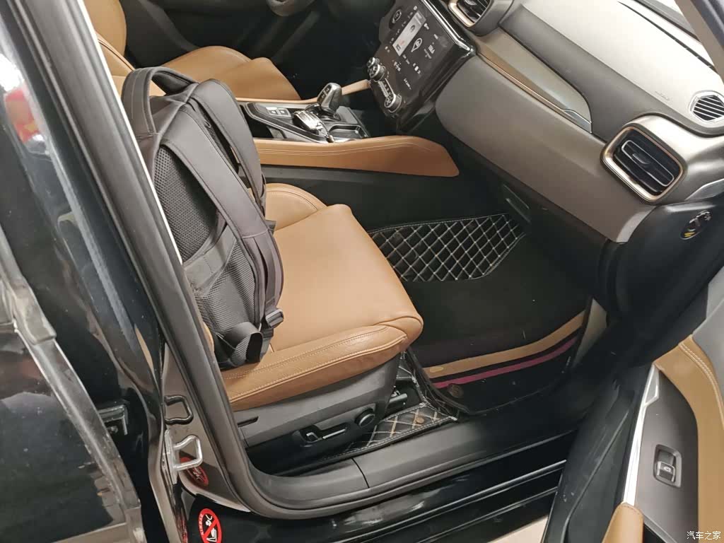 Lynk & Co 01, 2019 25
