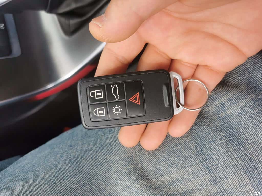 Volvo V60, 2015 9