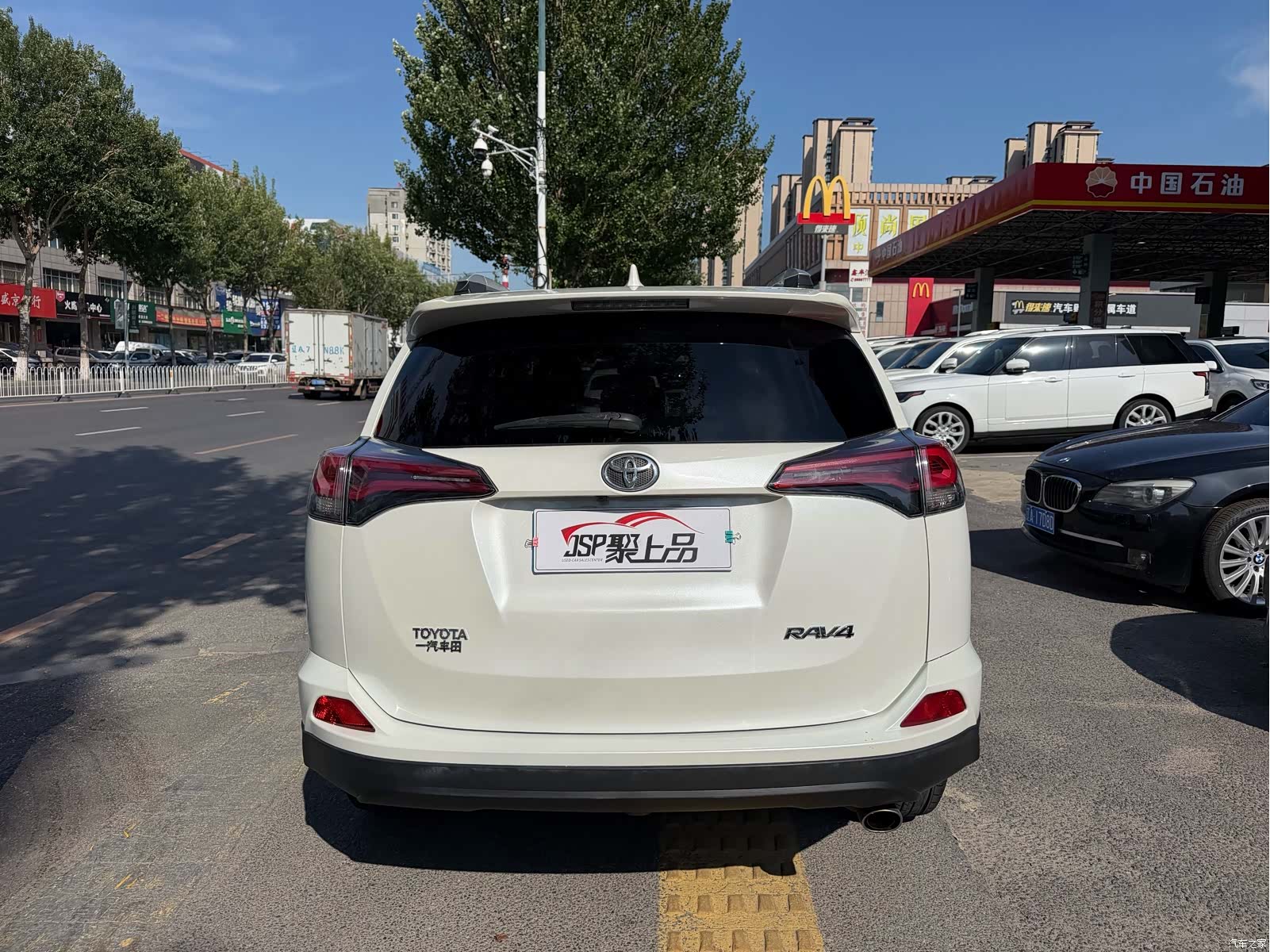 Toyota RAV4, 2017 13