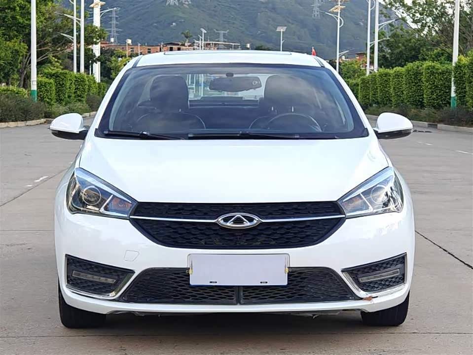 Chery Arrizo 5