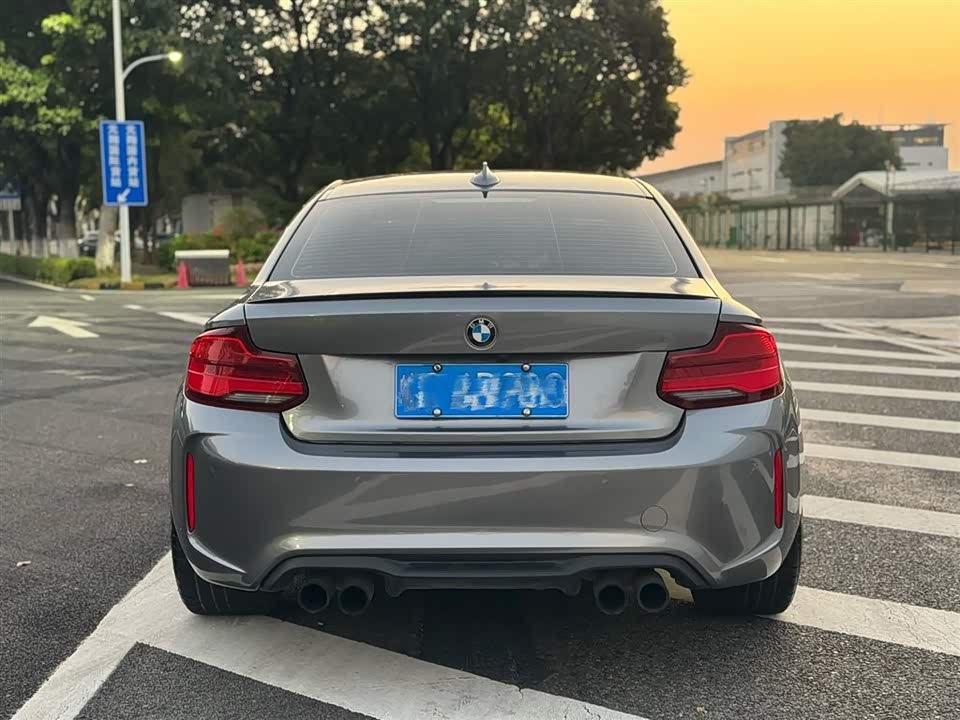 BMW M2