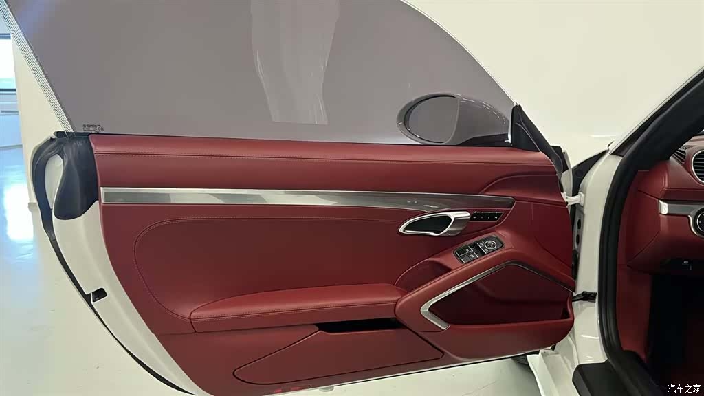 Porsche Cayman, 2018 17