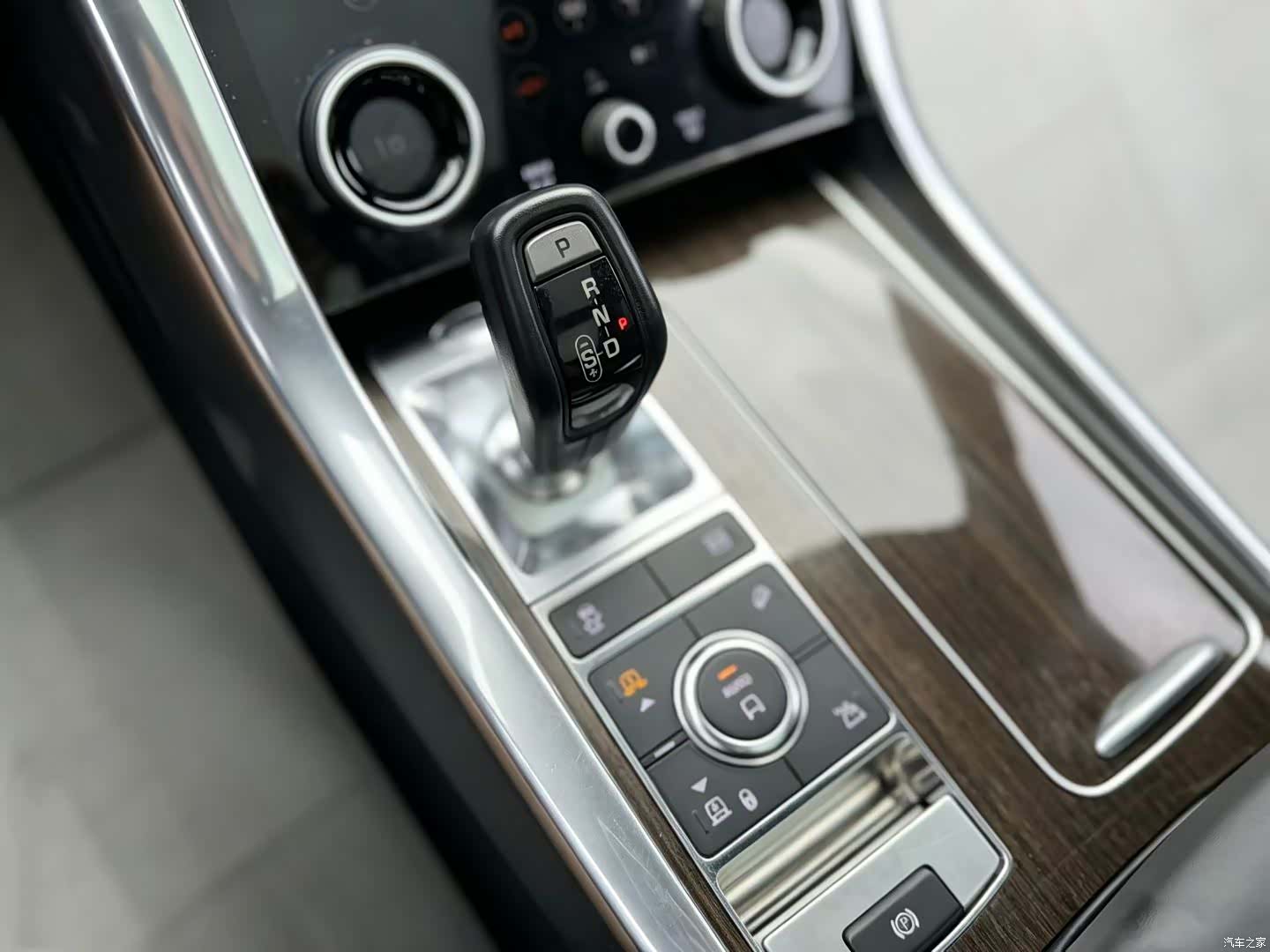 Land Rover Range Rover, 2019 6