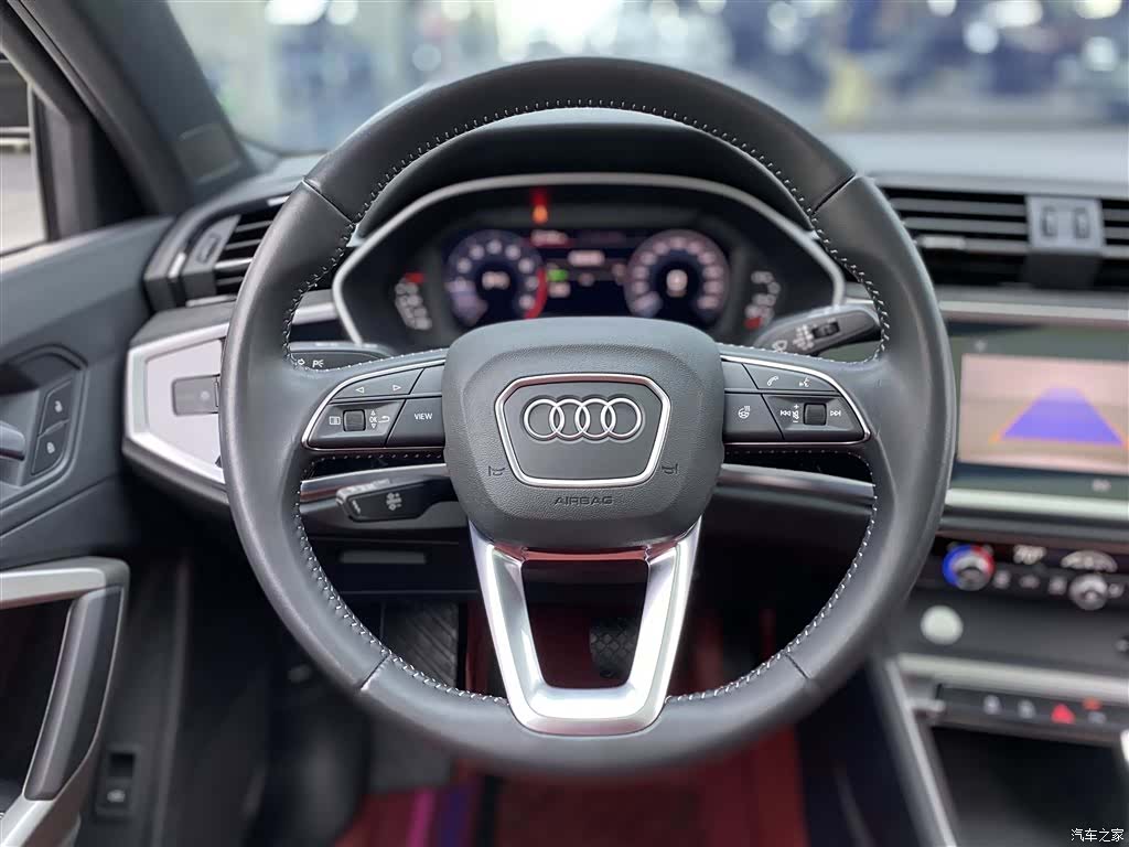 Audi Q3, 2021 13