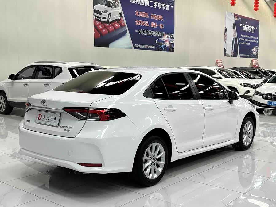 Toyota Corolla 2022, фото 4