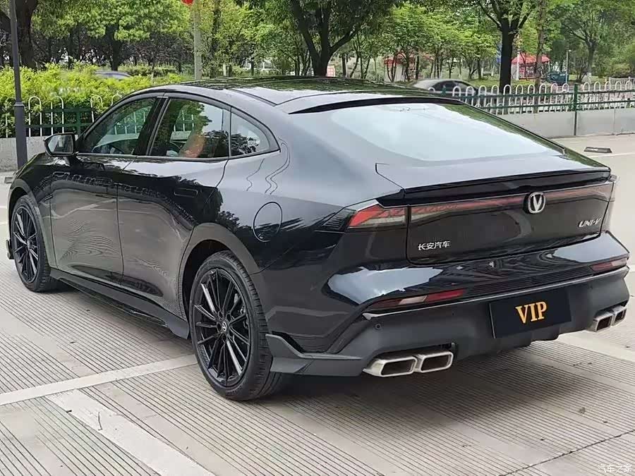 Changan UNI-V, 2025 15