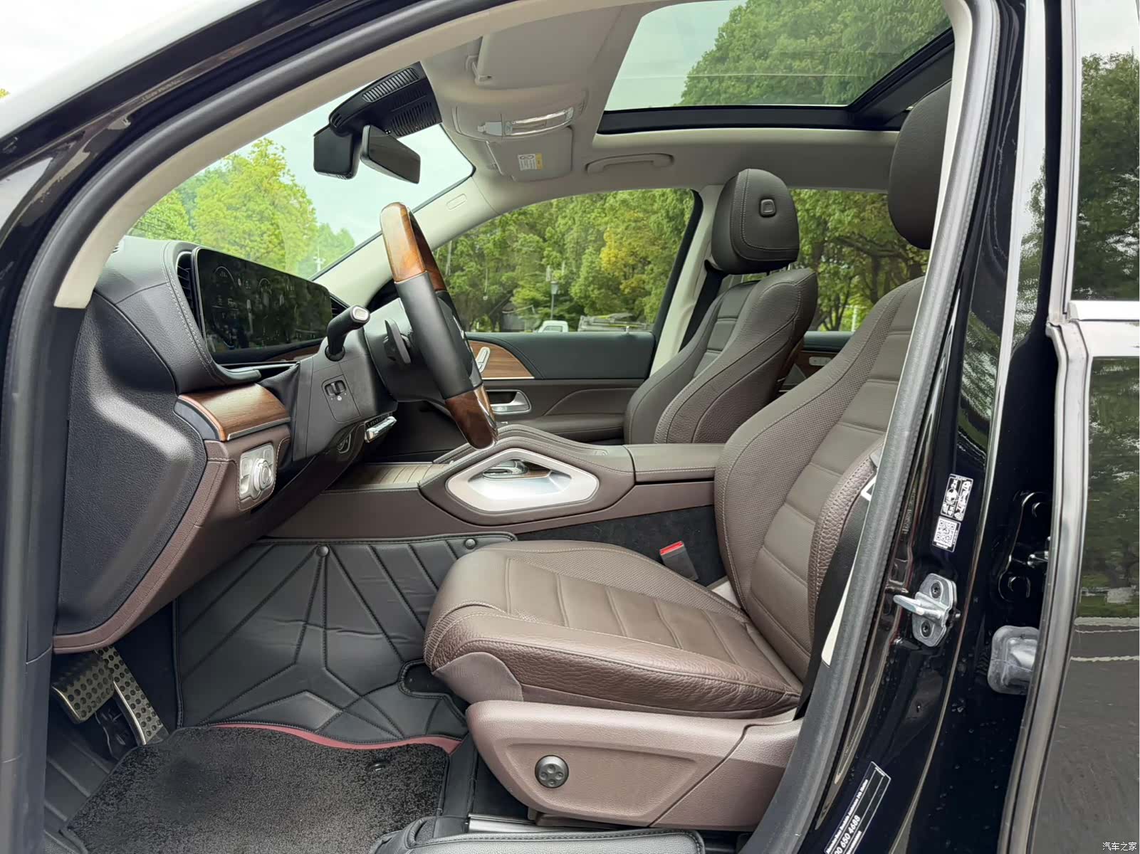 Mercedes-Benz GLS, 2022 11