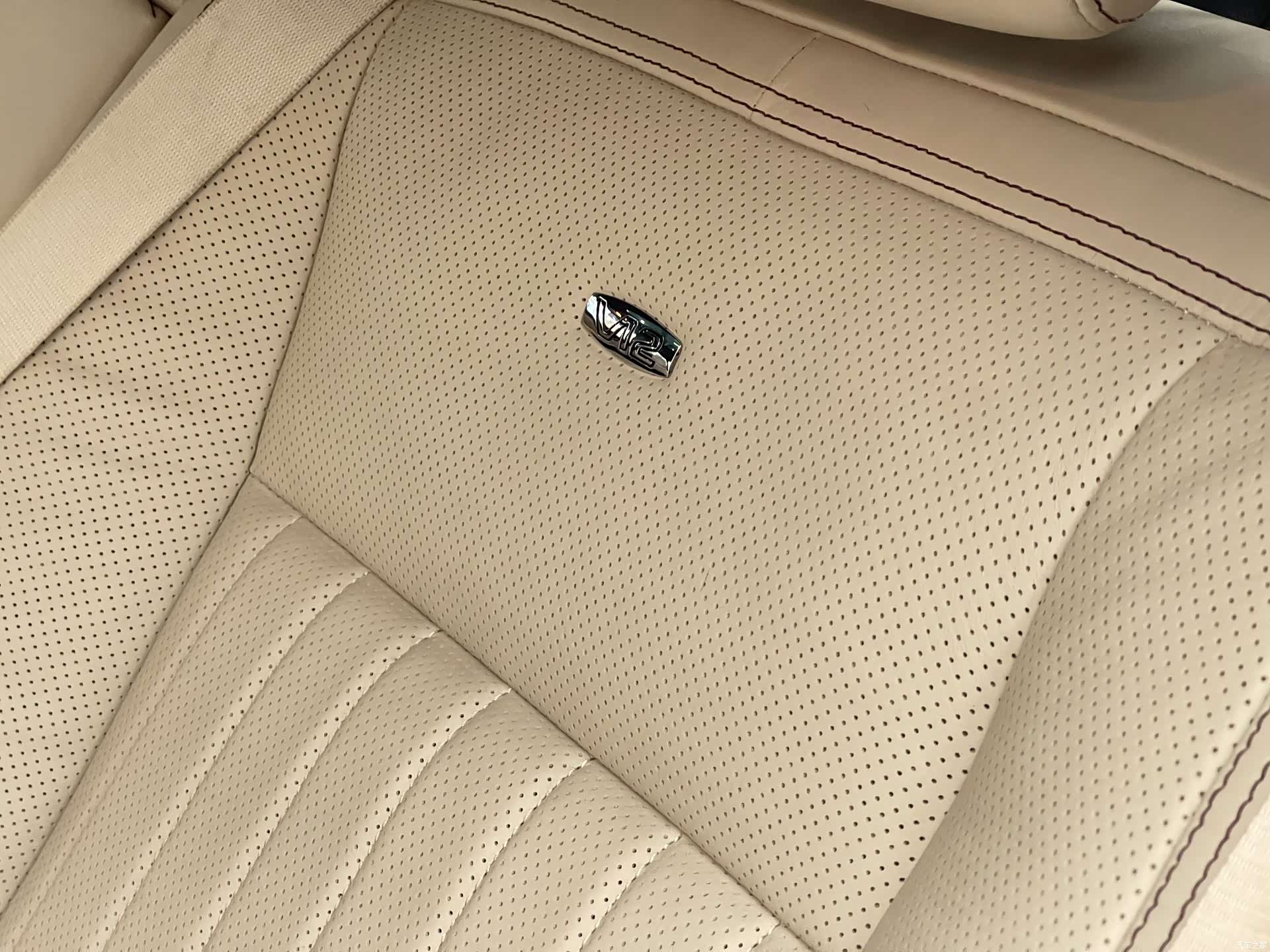 Mercedes-Benz S-Class, 2015 14