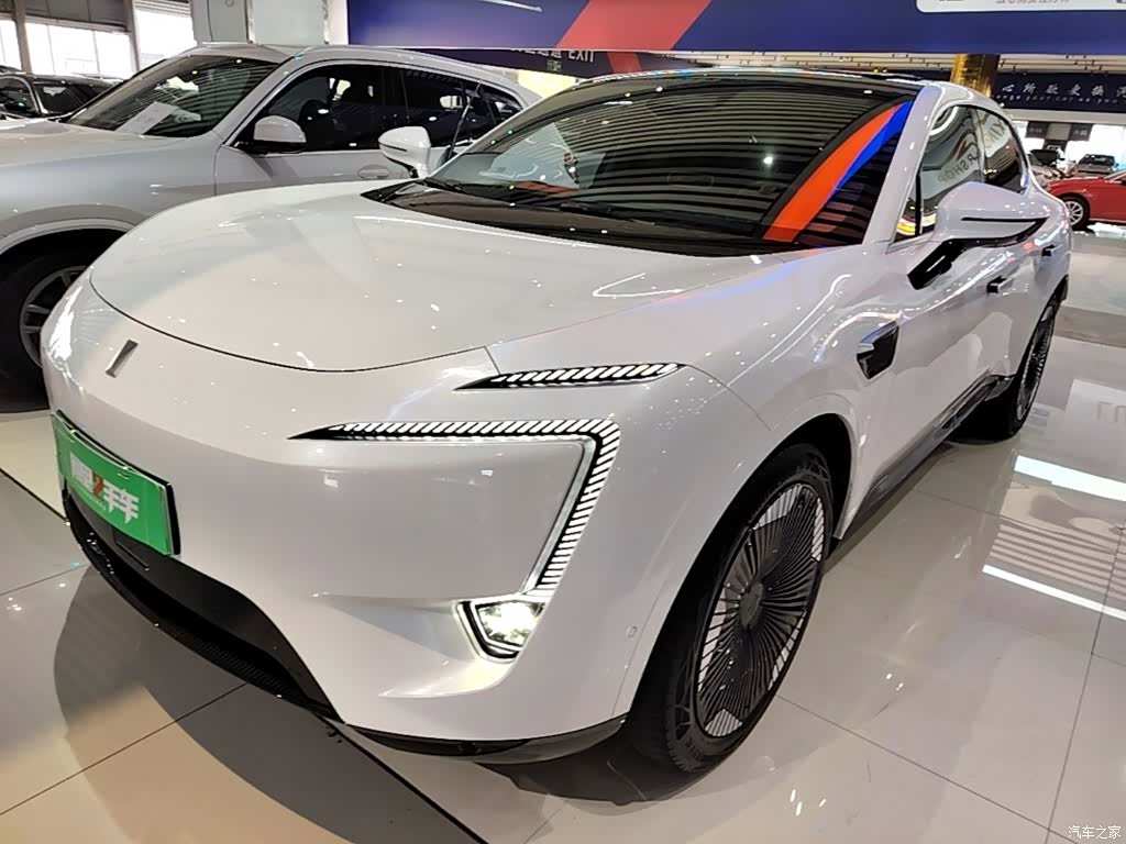 Avatr 11, 2024 1