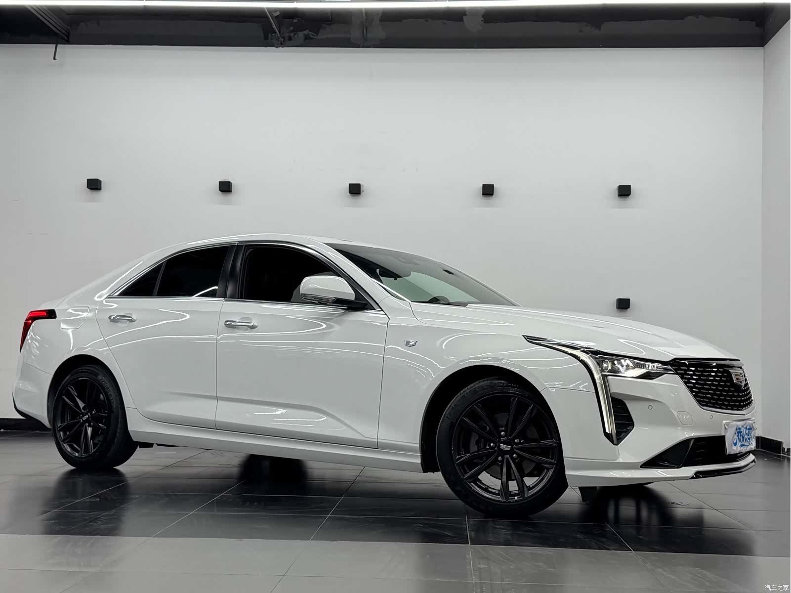 Cadillac CT4, 2022 3