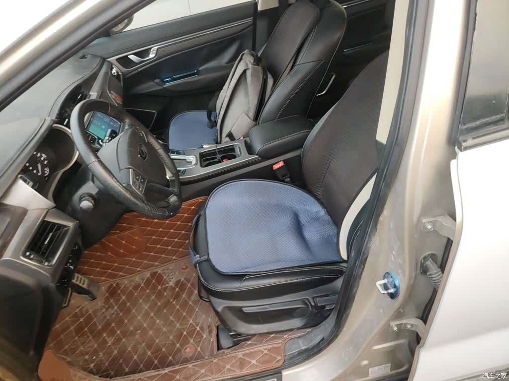 Geely Emgrand, 2017 11