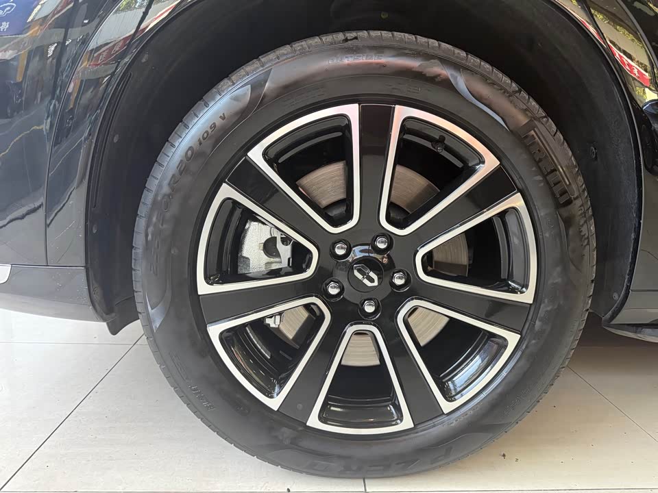 AITO Ask the world M7