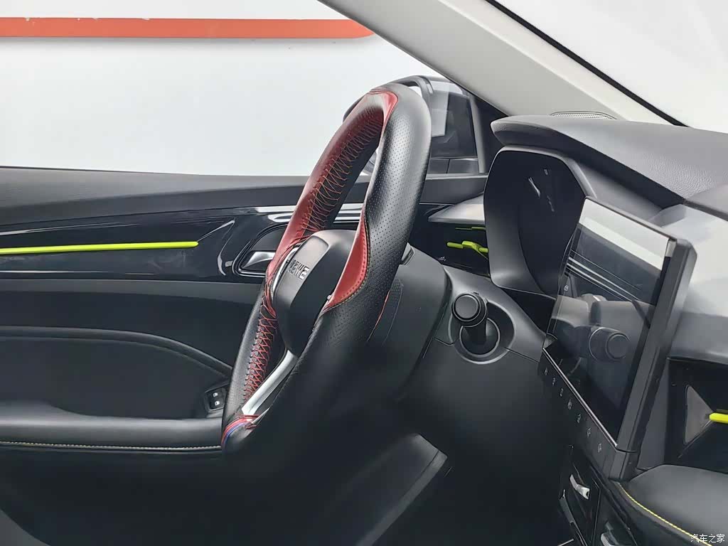 Roewe i5, 2022 22