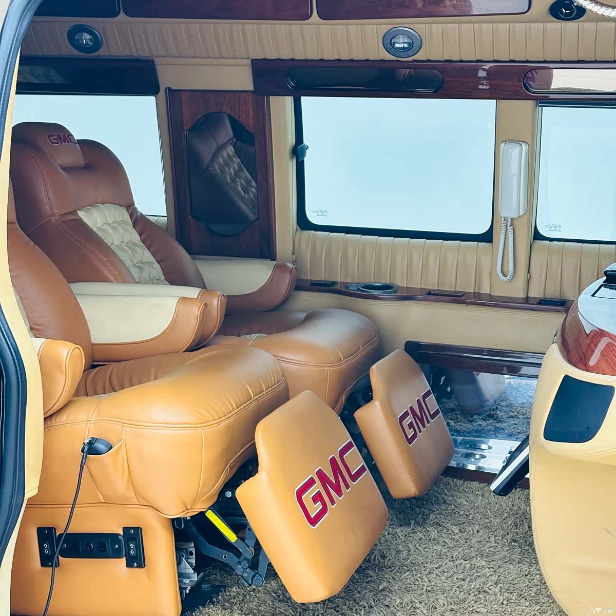 GMC SAVANA, 2012 16