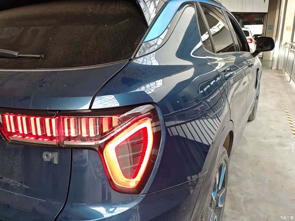 Lynk & Co 01, 2018 8