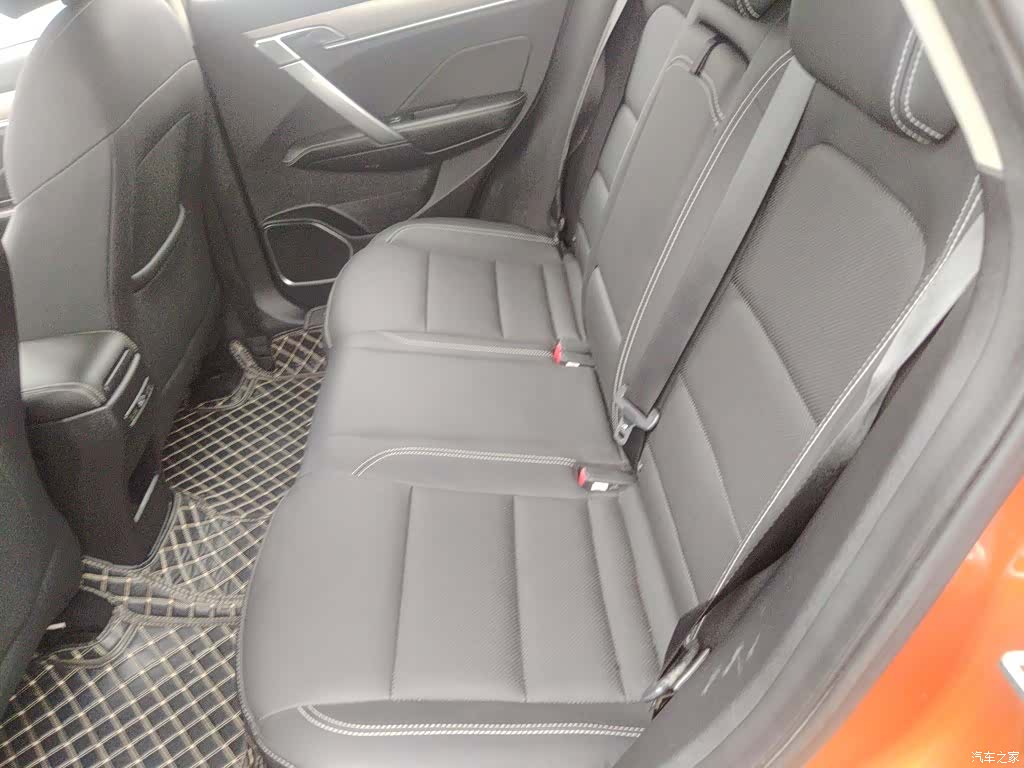 Geely Coolray, 2019 13