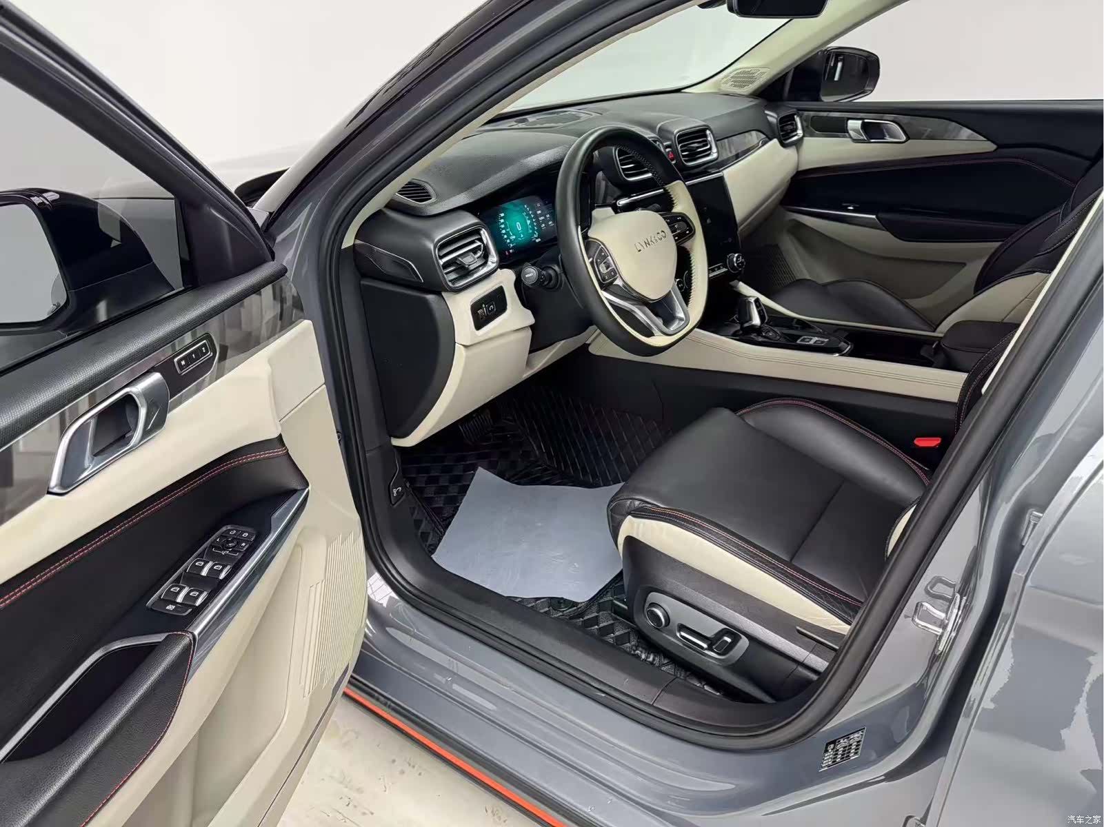 Lynk & Co 01, 2018 11