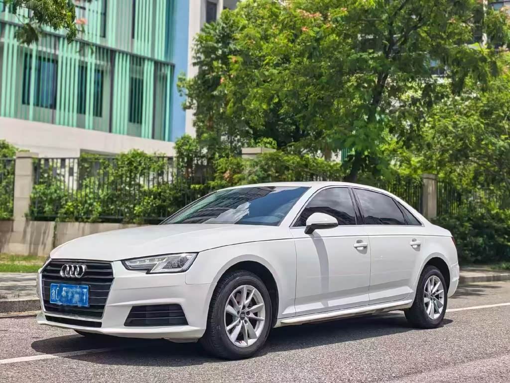 Audi A4L 2017 40 TFSI