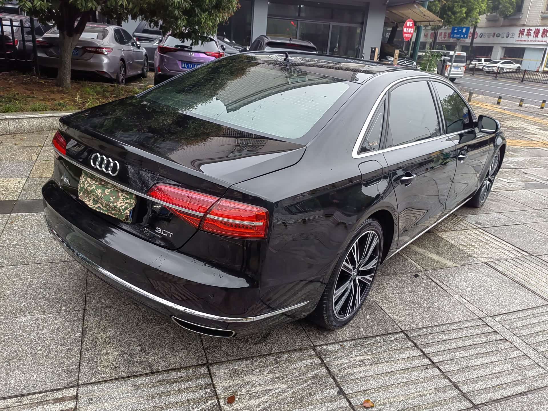 Audi A8L, 2011 7
