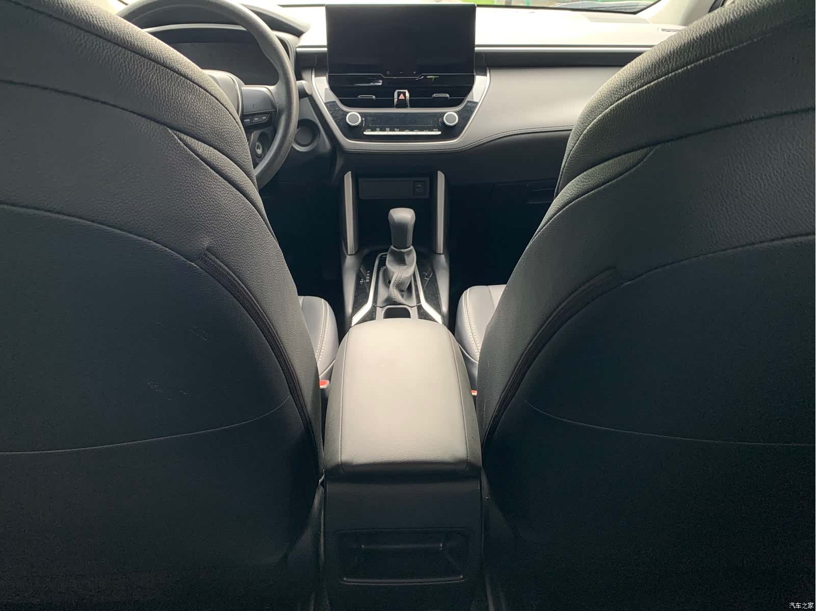 Toyota Frontlander, 2025 16