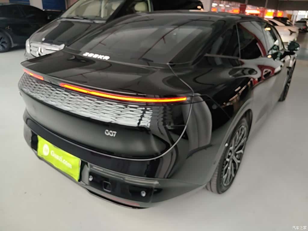 Zeekr 007, 2024 7