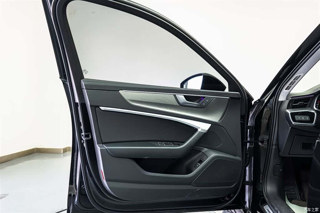 Audi A6L, 2021 10