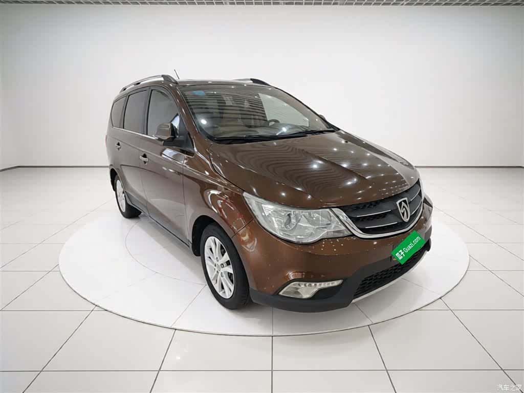 Wuling 730, 2014 4