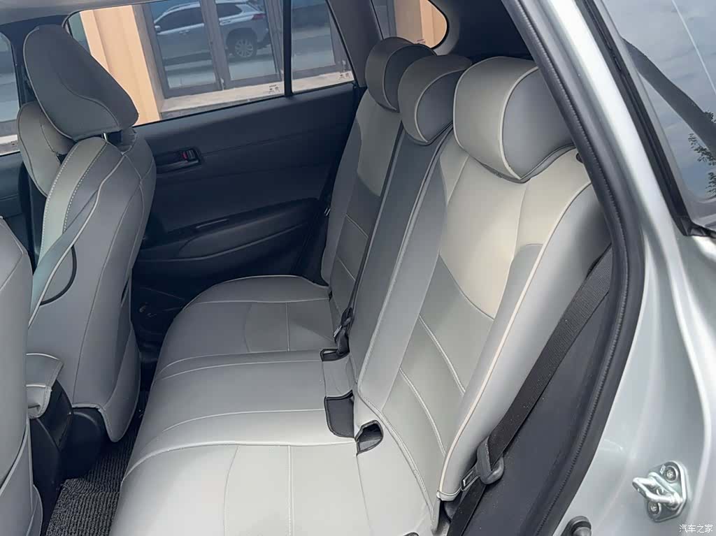 Toyota Frontlander, 2023 19
