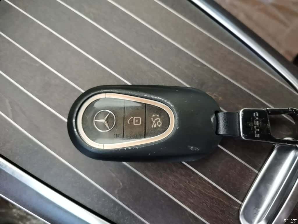 Mercedes-Benz E-Class, 2024 9