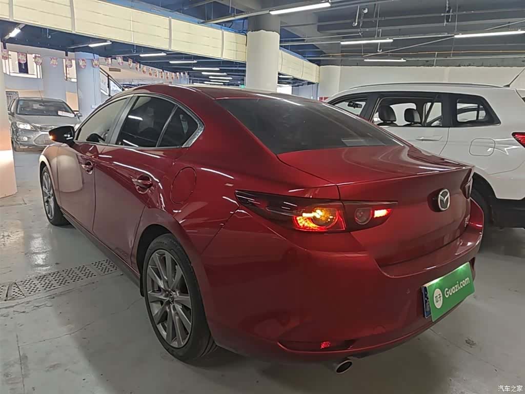Mazda Mazda3, 2021 все фото