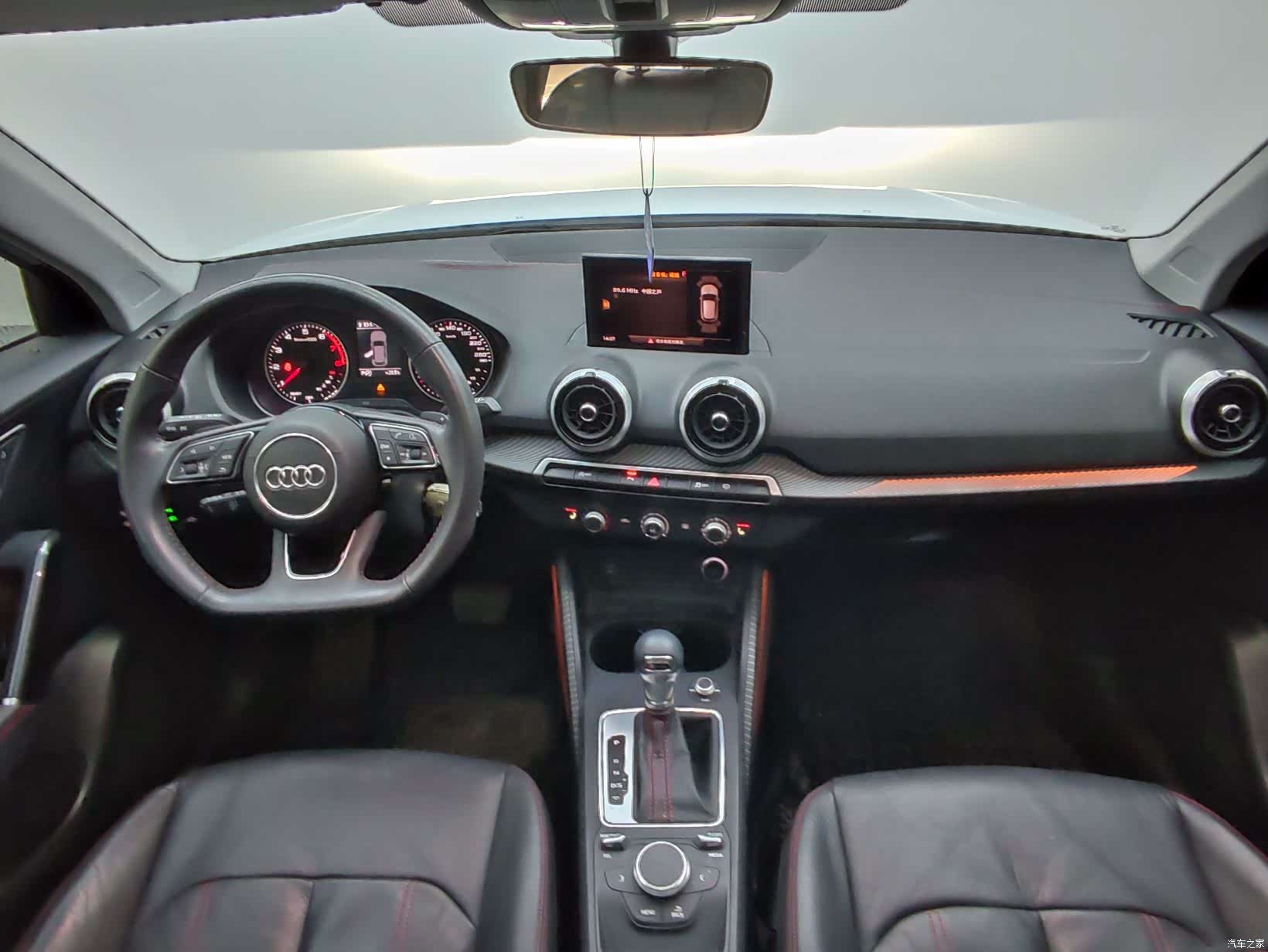 Audi Q2L, 2021 11