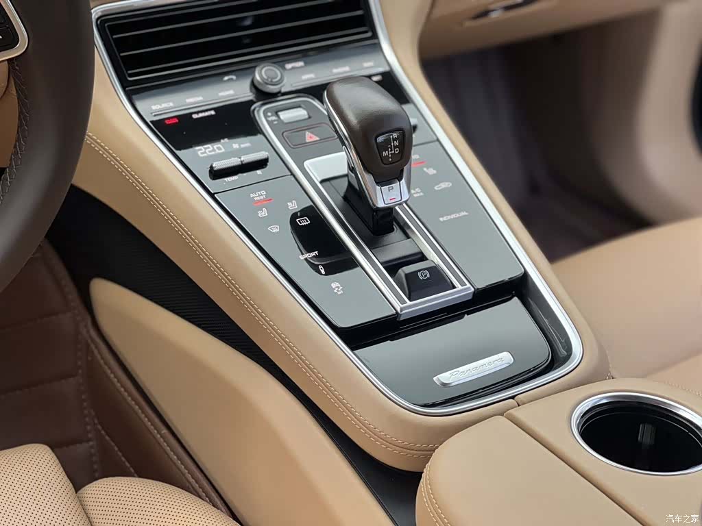 Porsche Panamera, 2018 14