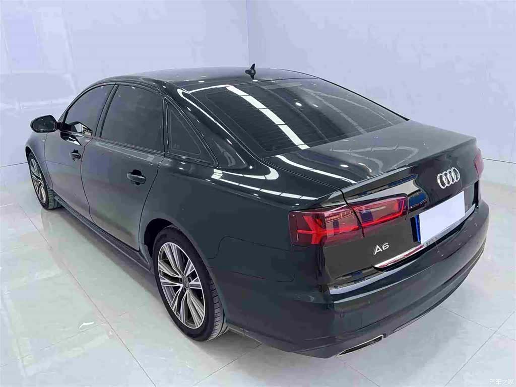 Audi A6L, 2019 3
