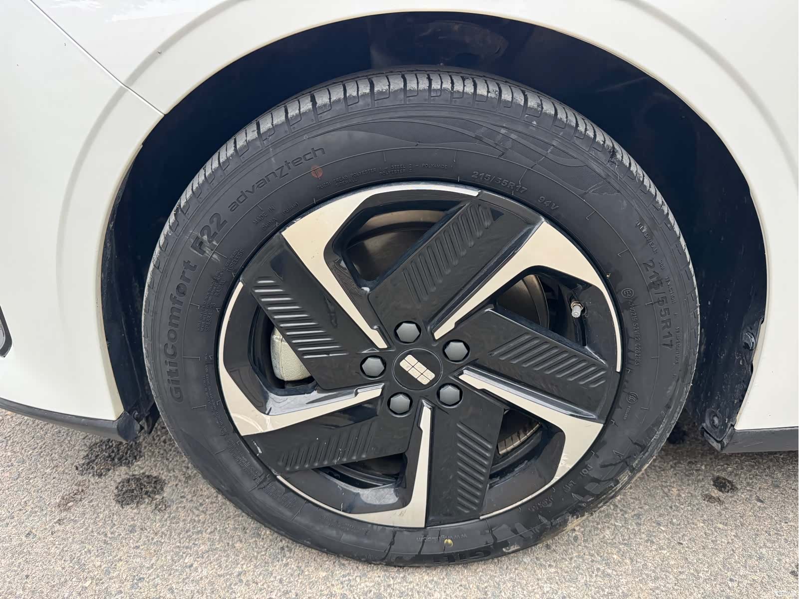 Geely Galaxy L6, 2023 28