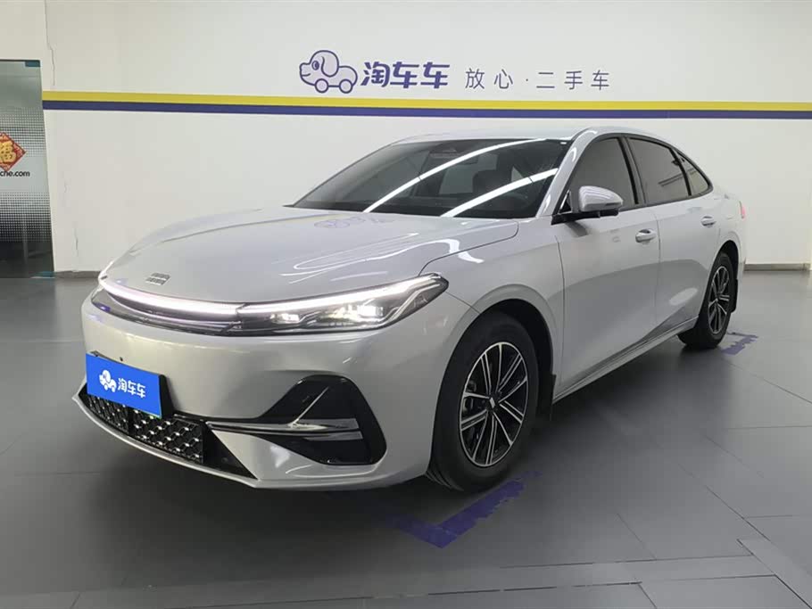Geely Galaxy A7 EM