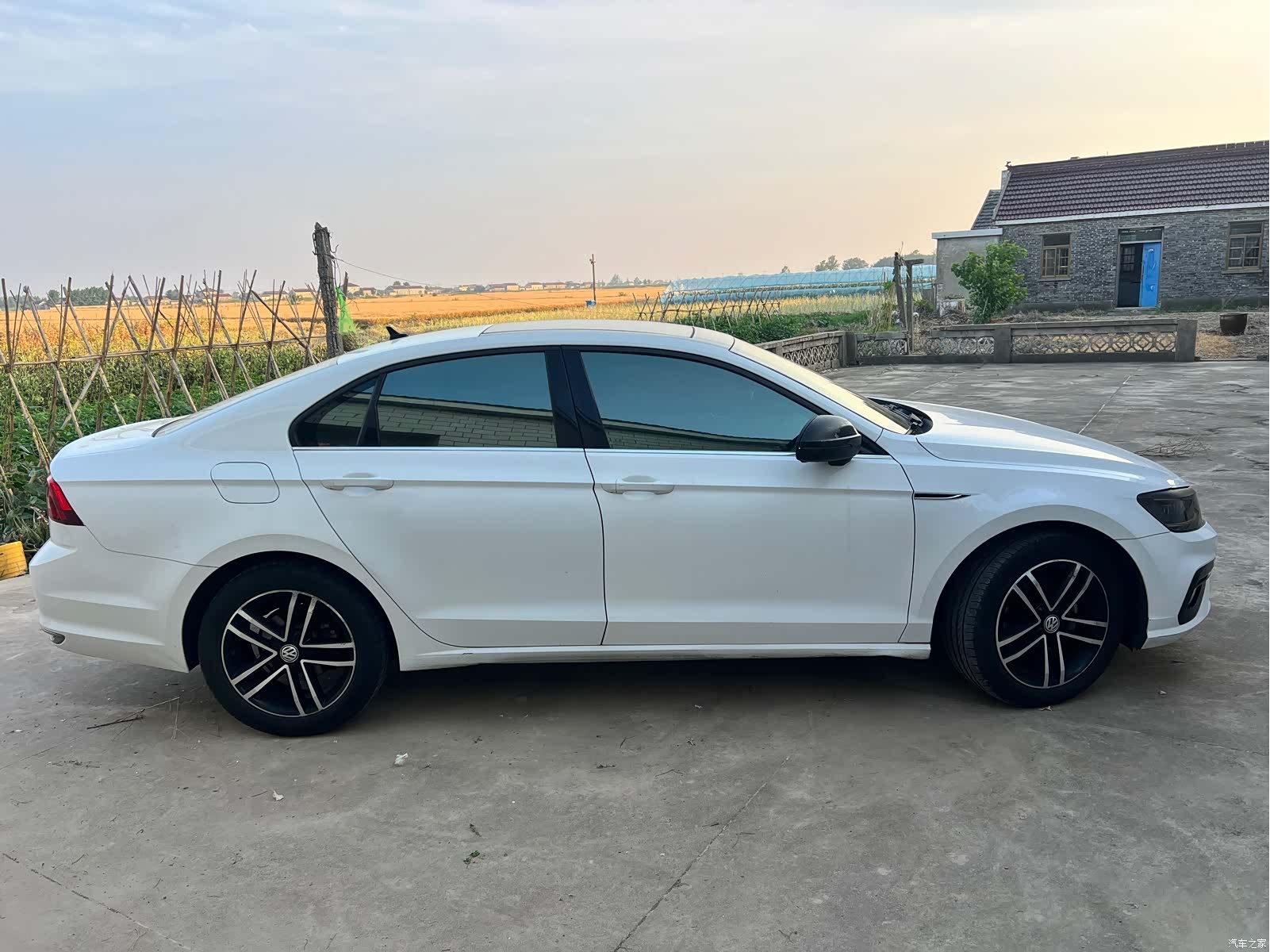 Volkswagen Lamando, 2019 4