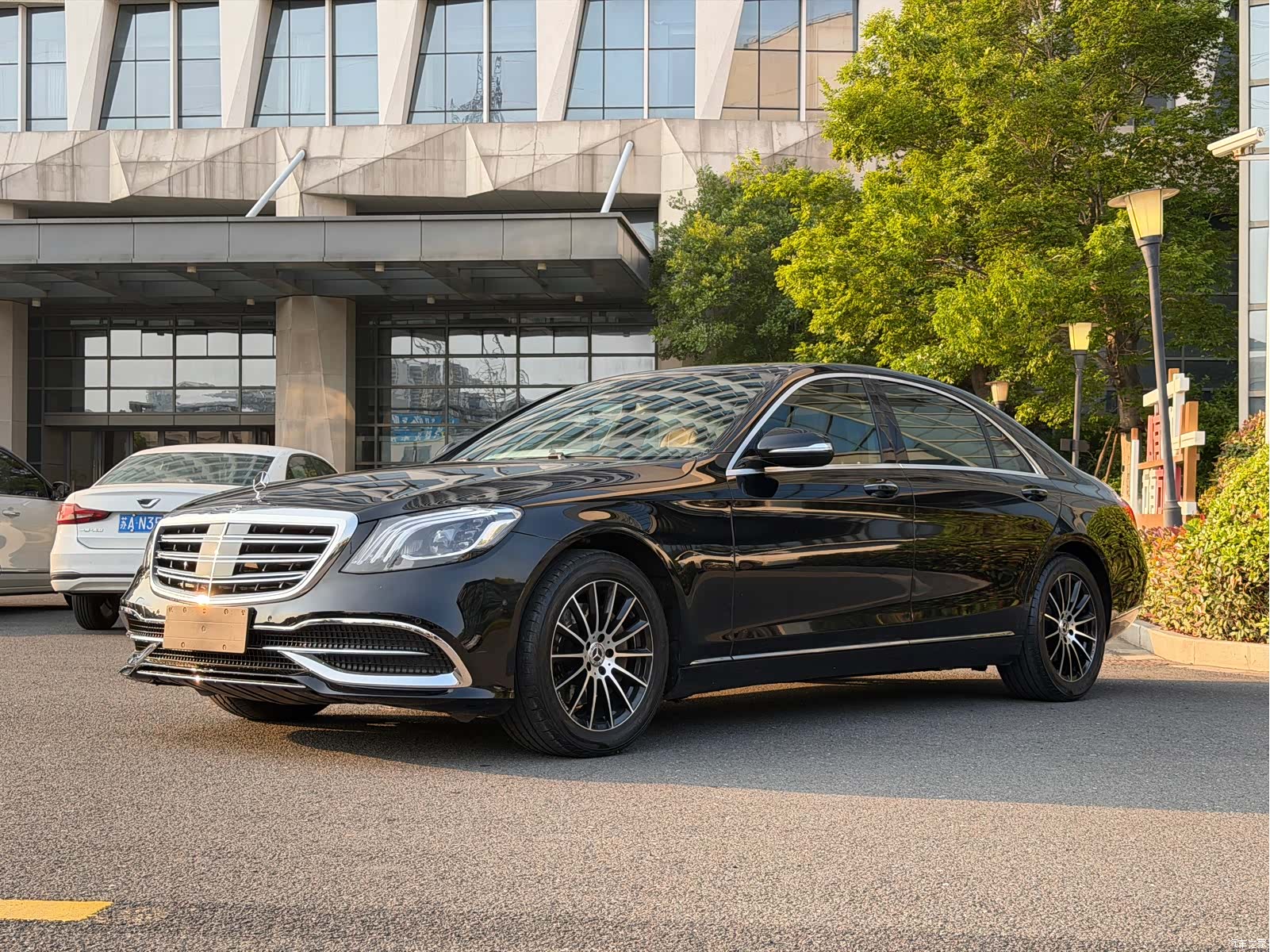 Mercedes-Benz S-Class, 2016 1
