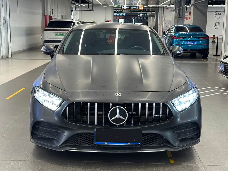 Mercedes-Benz CLS Mercedes-Benz CLS